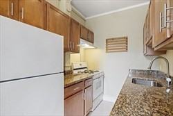 19 Chauncy St #42 - Photo 7 of 12