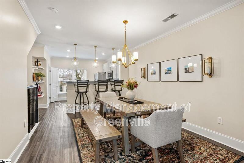 1505 E North St #2101 - Photo 4 of 22