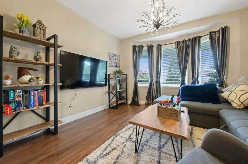551 Atlantic Street - Photo 4 of 22