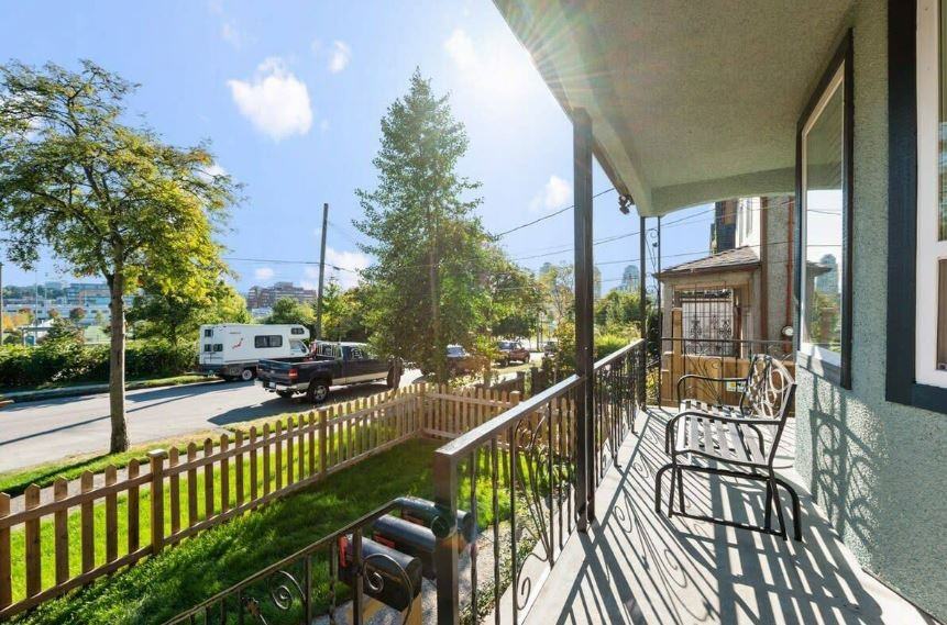 551 Atlantic Street - Photo 3 of 22