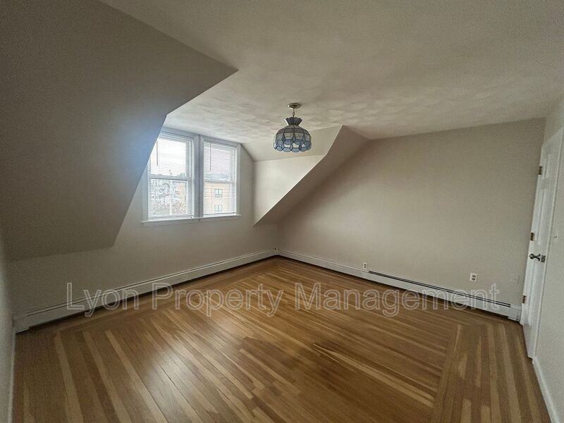 18 Burgess Ave #3 - Photo 6 of 8