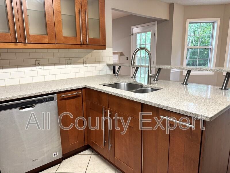 3684 White Sands Way - Photo 7 of 22