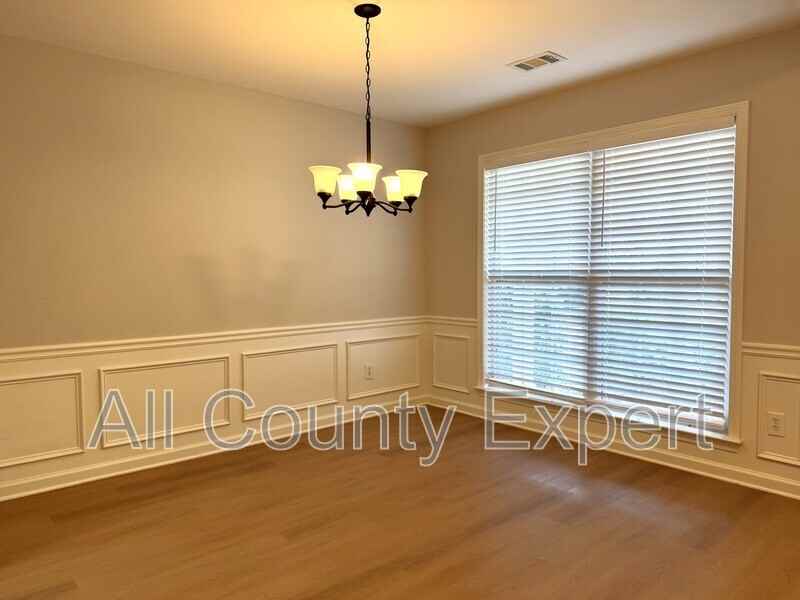 4318 Shillham Ct - Photo 3 of 28