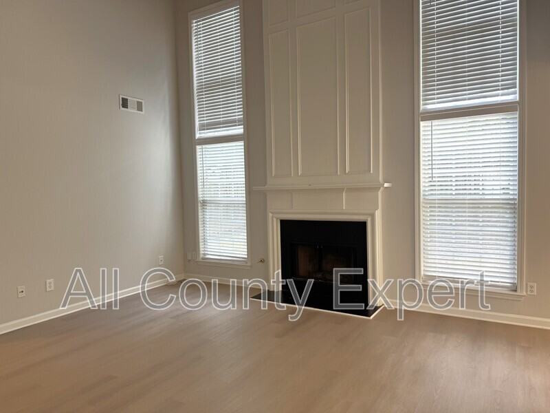 4318 Shillham Ct - Photo 5 of 28