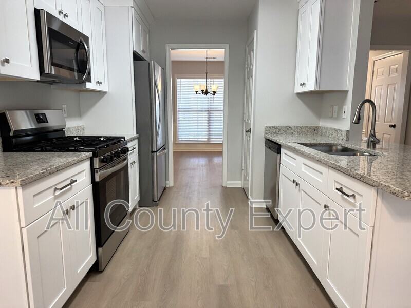4318 Shillham Ct - Photo 7 of 28