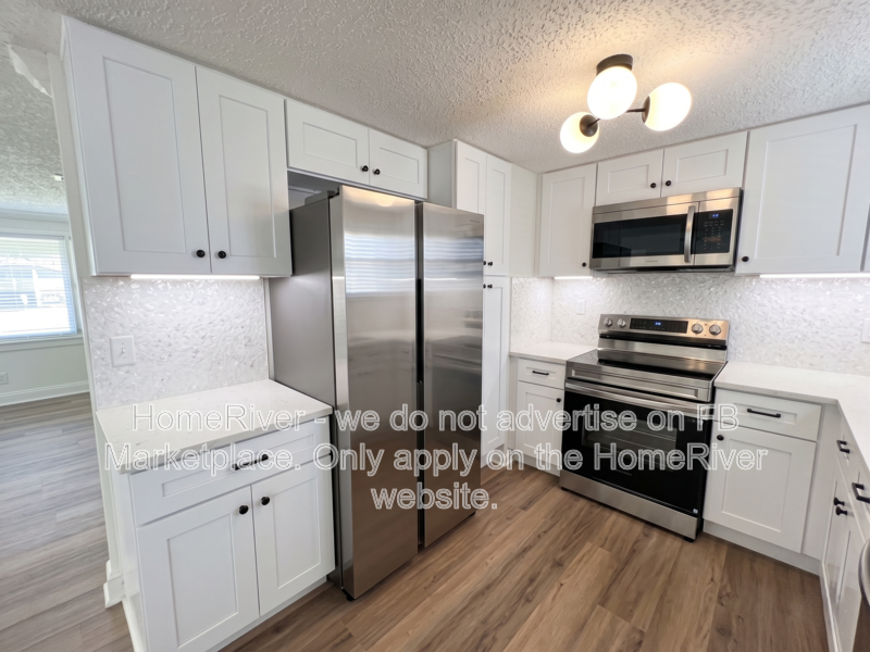 4525 Kennedy Ct - Photo 3 of 7
