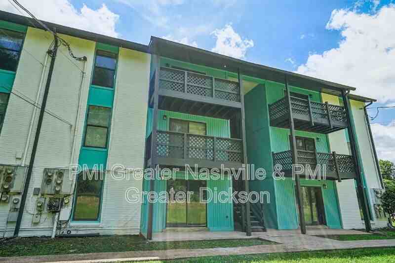 405 Spring St #B34 - Photo 2 of 21