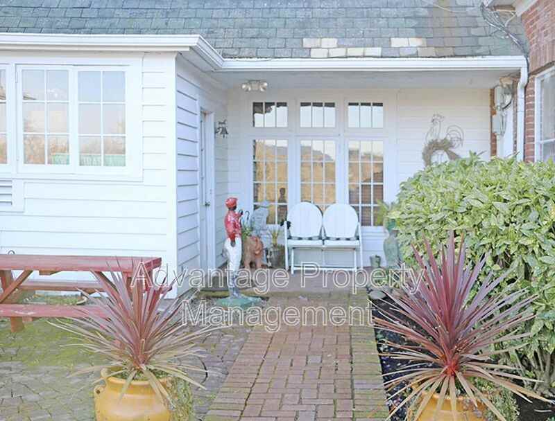 795 Sw Hanson St - Photo 3 of 17