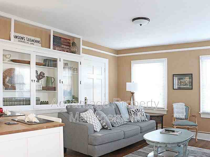 795 Sw Hanson St - Photo 6 of 17