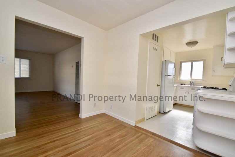 1504 Vallejo Ave #2 - Photo 5 of 9