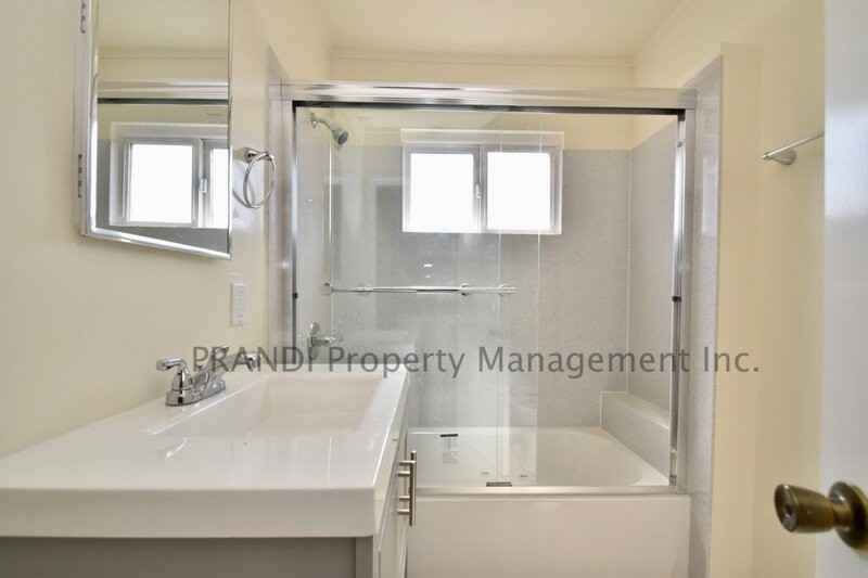 1504 Vallejo Ave #2 - Photo 7 of 9