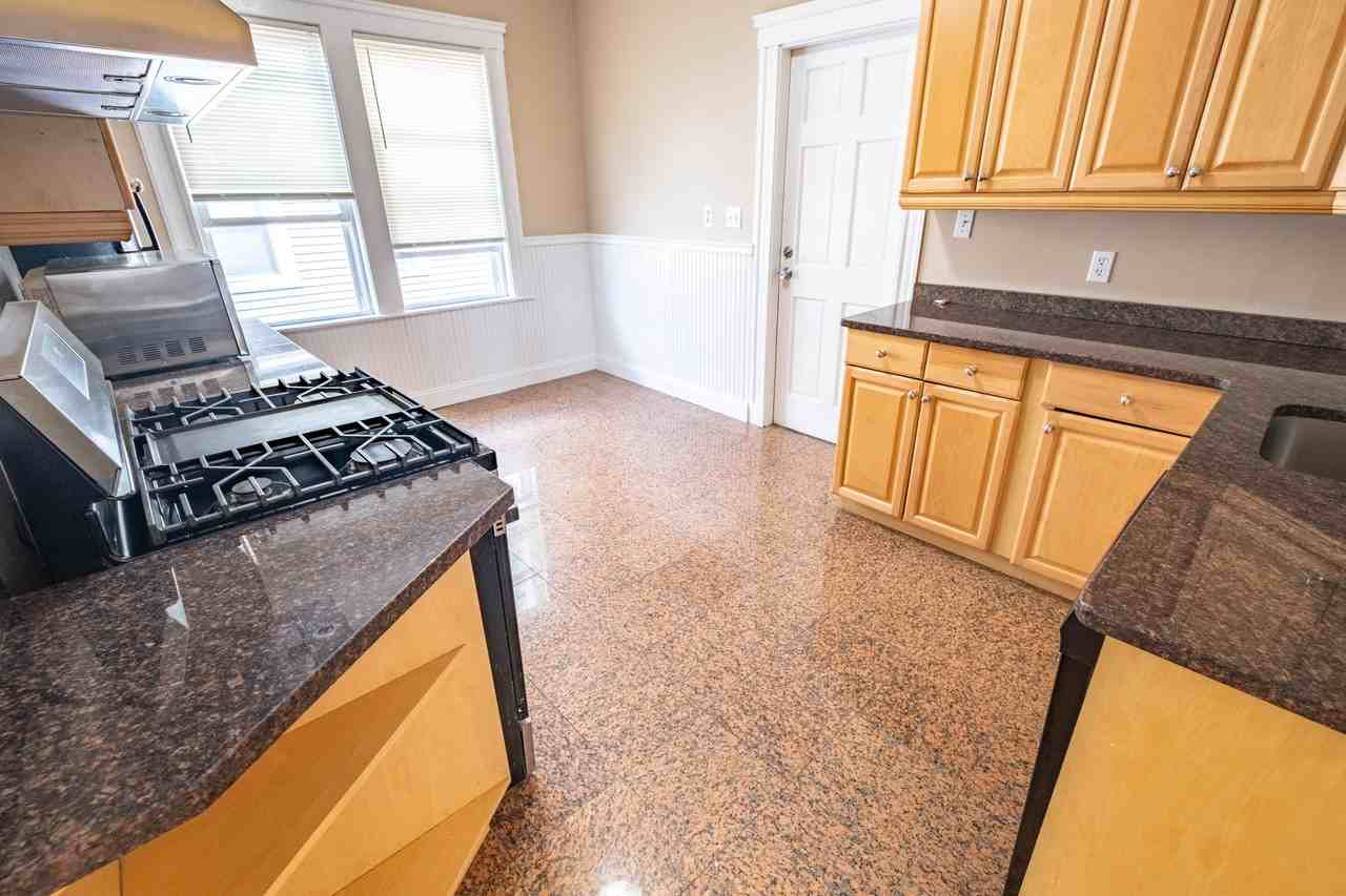 130 Nichols Ave #2 - Photo 5 of 15