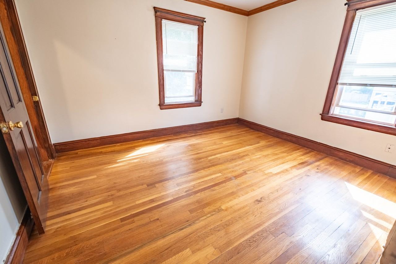 130 Nichols Ave #2 - Photo 6 of 15