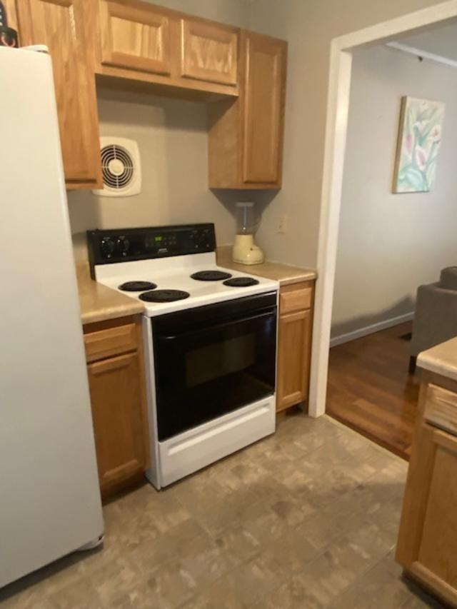 152 Hutchinson Dr - Photo 6 of 22
