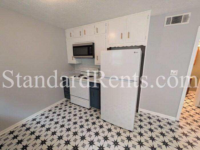 2510 Mitchell Rd - Photo 6 of 21