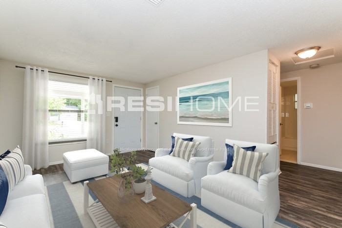 1200 Jadewood Ave - Photo 5 of 17