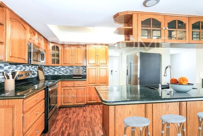 7109 Orchid Lake Rd - Photo 3 of 17