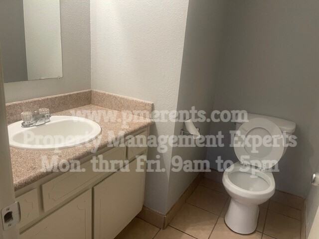 1935 Hickock Ct - Photo 4 of 6