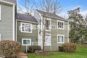 featured image of 428 Raintree Pl