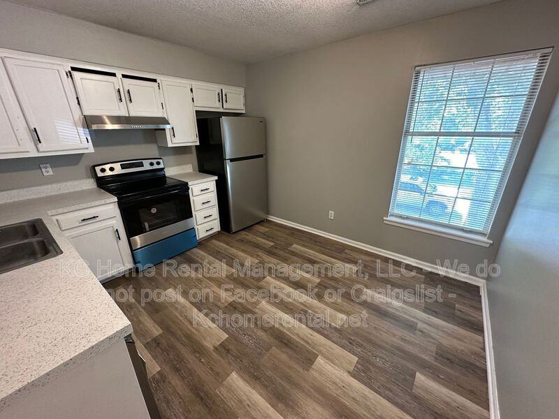 211 Nw Barr Rd #C - Photo 7 of 31