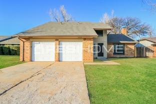 3709 Se 51st St - Photo 1 of 1