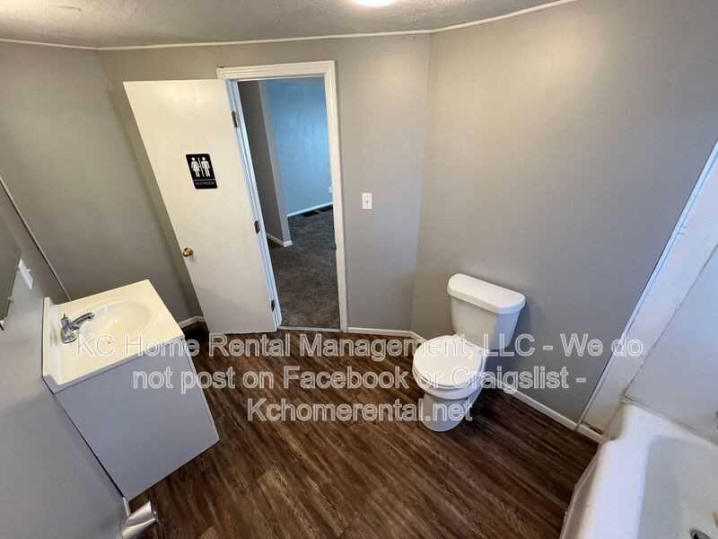10201 E 31st St S #C - Photo 6 of 21