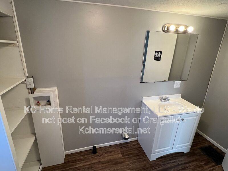 10201 E 31st St S #C - Photo 7 of 21