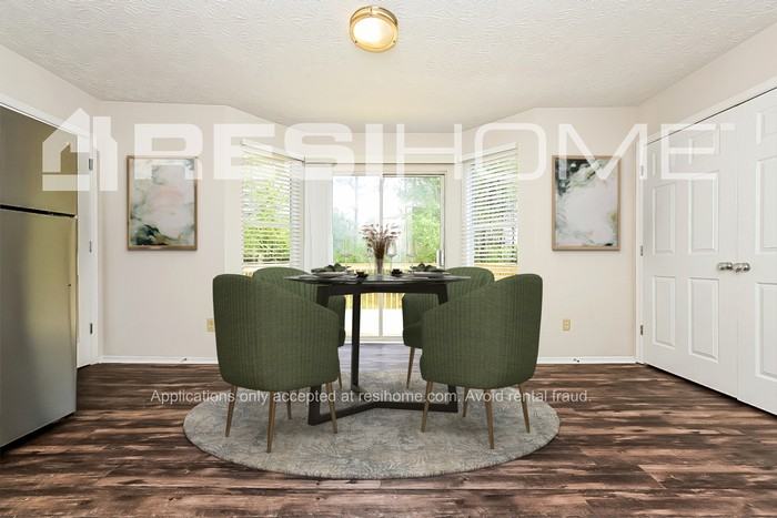 6794 Bent Creek Dr - Photo 4 of 17