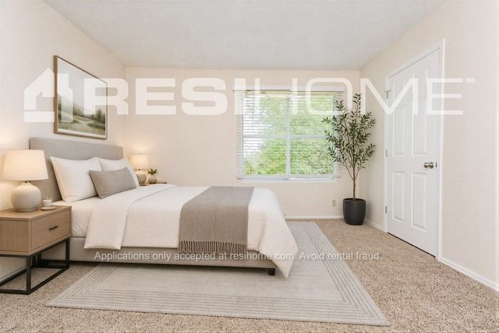 6794 Bent Creek Dr - Photo 7 of 17