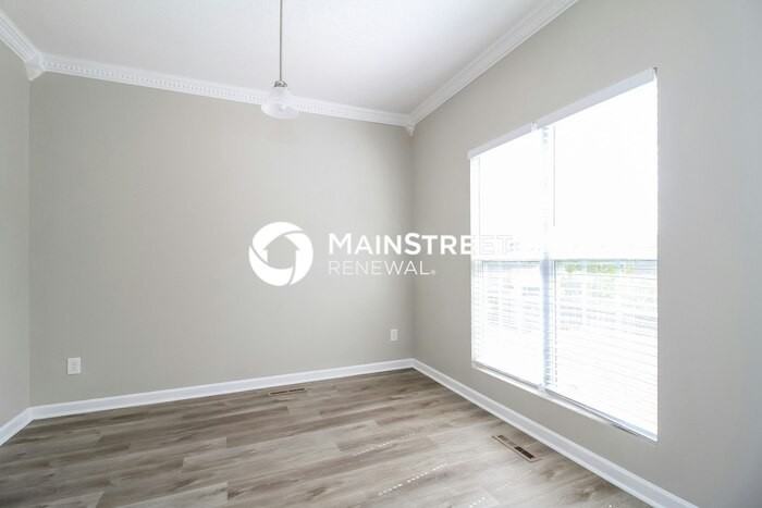 3005 Canterbury Park Ct - Photo 5 of 15