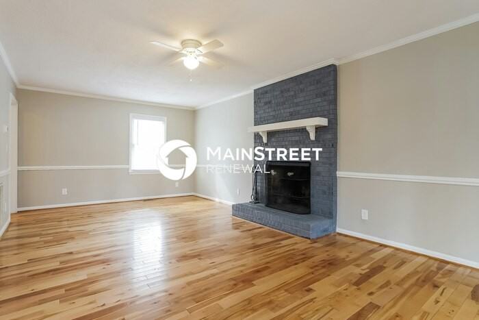 304 Keri Dr - Photo 5 of 17