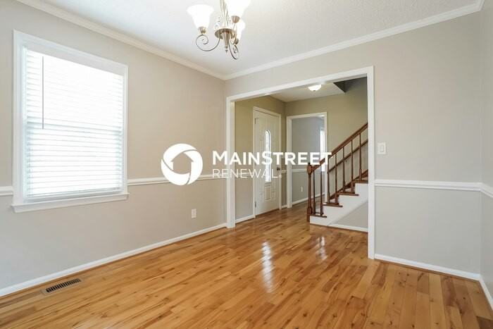 304 Keri Dr - Photo 7 of 17