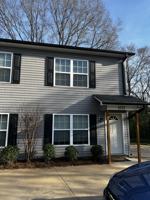 featured image of 1031 Virginia St