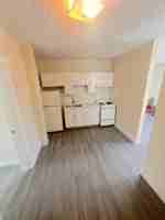 featured image of 116 W B St #7