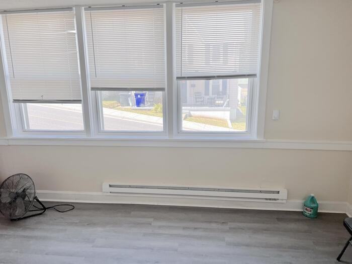116 W B St #7 - Photo 2 of 10