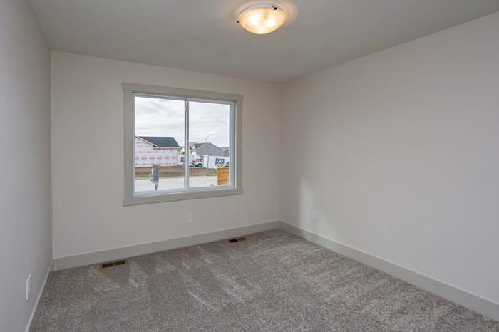 503 Wright Rd - Photo 5 of 28