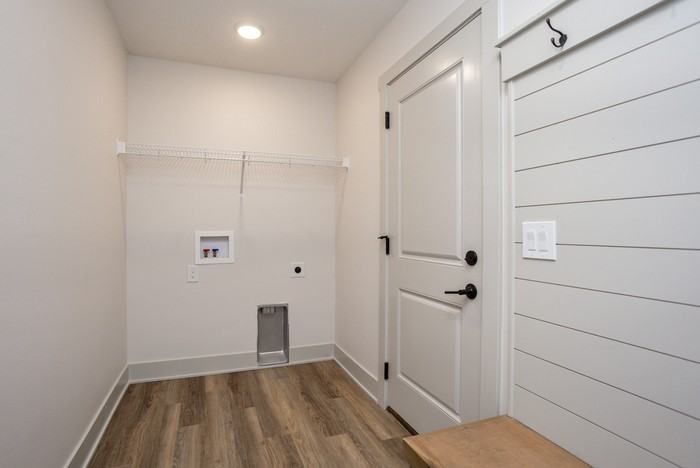 503 Wright Rd - Photo 7 of 28