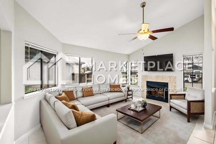 1001 Greenbriar Loop - Photo 3 of 26