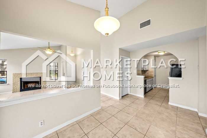 1001 Greenbriar Loop - Photo 7 of 26