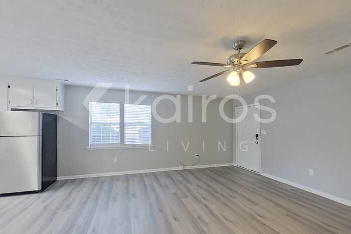 100 Deer Pkwy - Photo 5 of 17