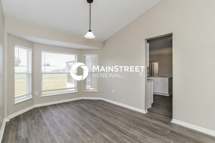 104 Alcala Dr - Photo 4 of 16