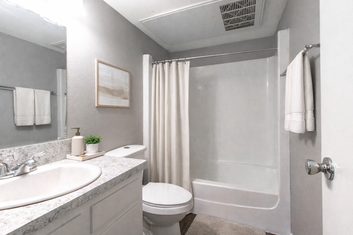 1126 N Bell Ave #B3 - Photo 4 of 5