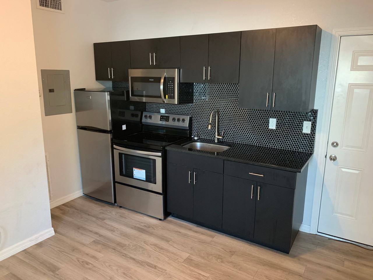 2334 3rd Ave S #3 - Photo 3 of 12