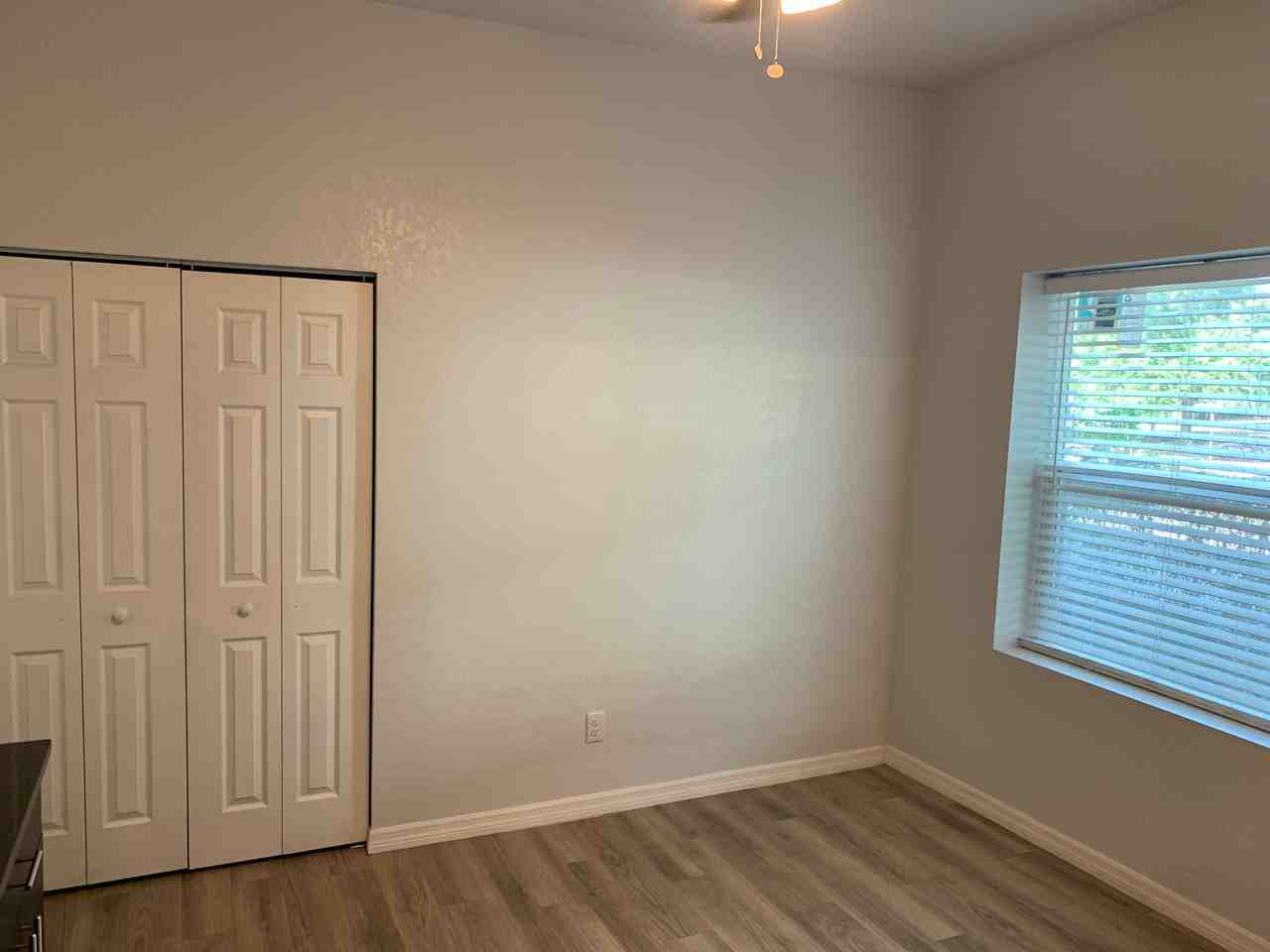 2334 3rd Ave S #3 - Photo 4 of 12