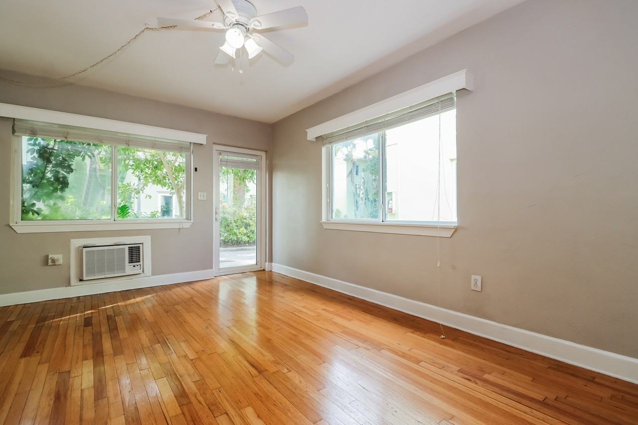 301 4th Ave N #604 - Photo 3 of 11