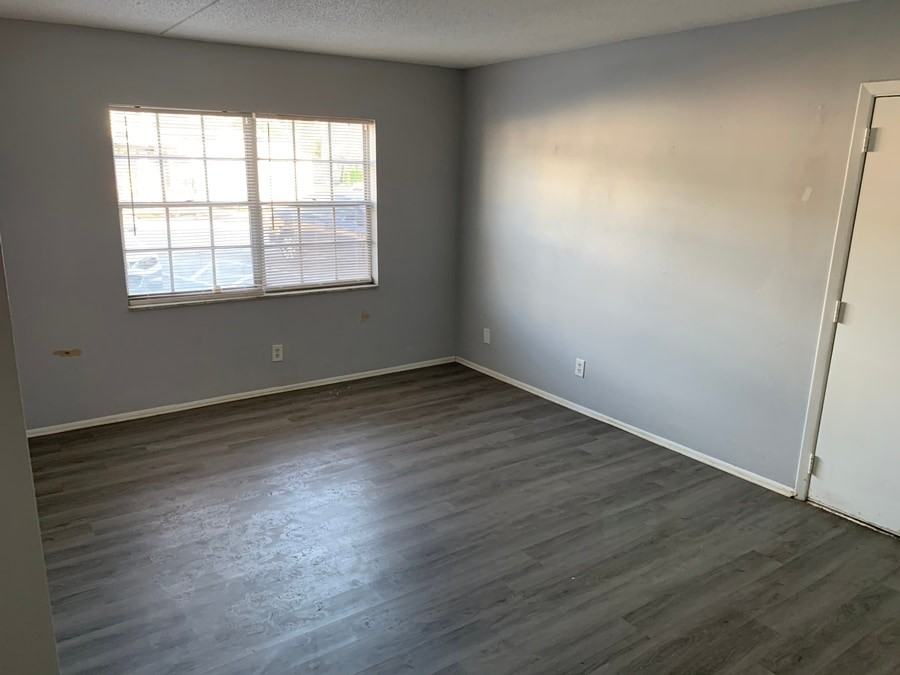 111 Sw Madison Cir N #206 - Photo 6 of 9