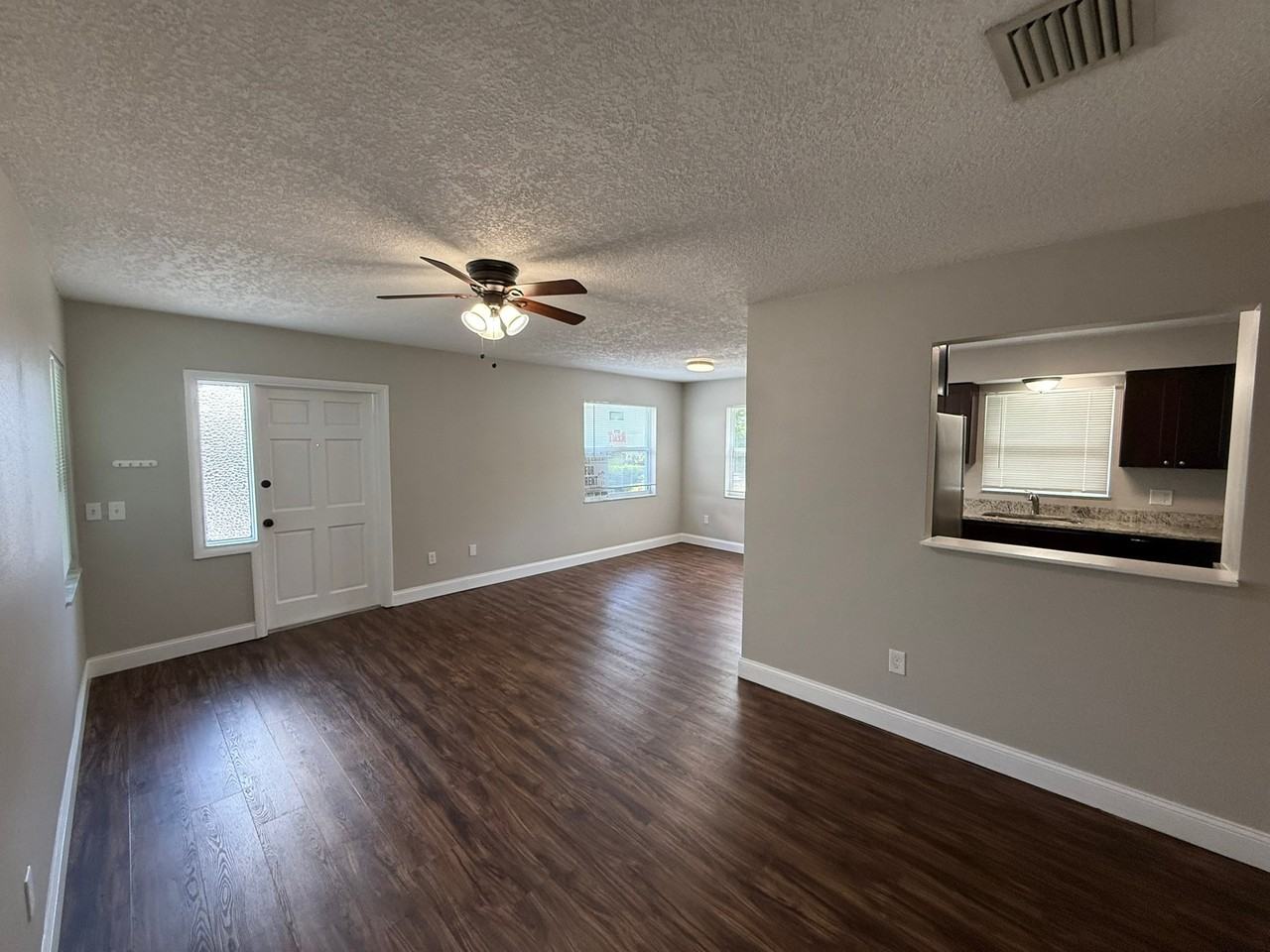 329 Albert St #8 - Photo 5 of 17