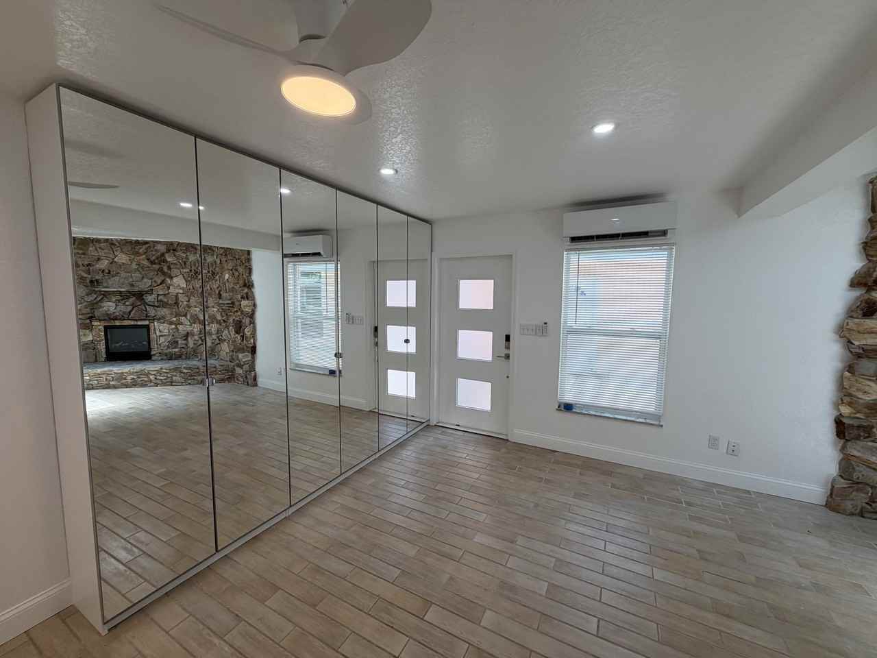 1028 56th Ave S - Photo 4 of 16