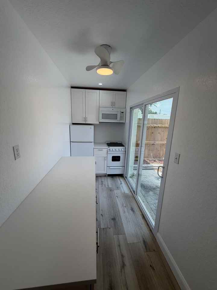 1028 56th Ave S - Photo 7 of 16