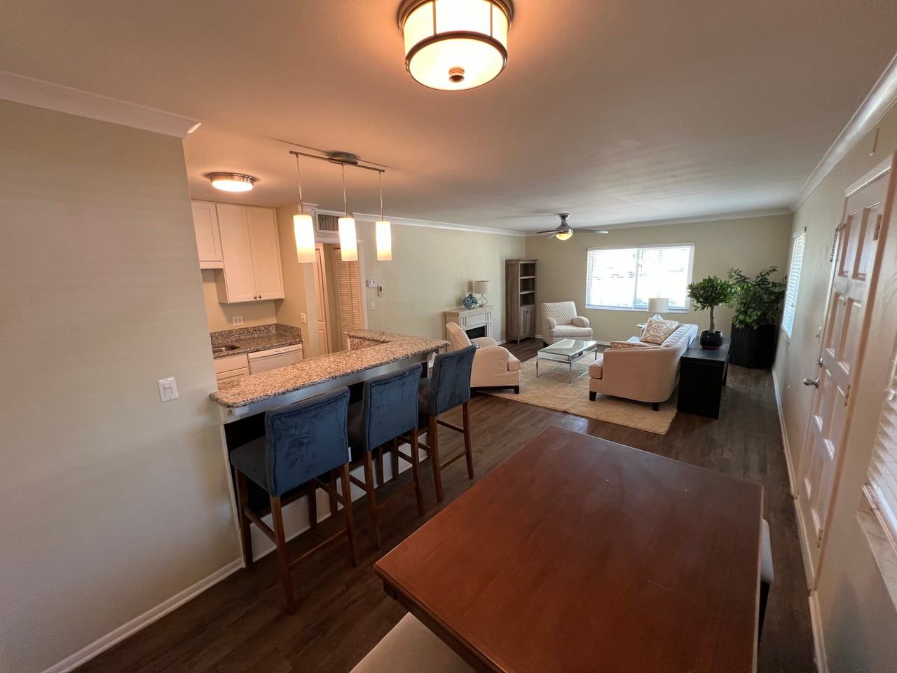 131 41st Ave N, St Petersburg, FL 33703 - Photo 3 of 32